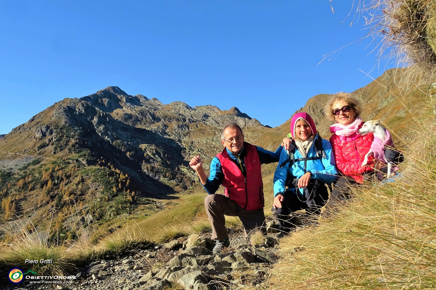 01 Colombarolo (2309 m) e Ponteranica orientale (2378 m) ci aspettano!.JPG -                                